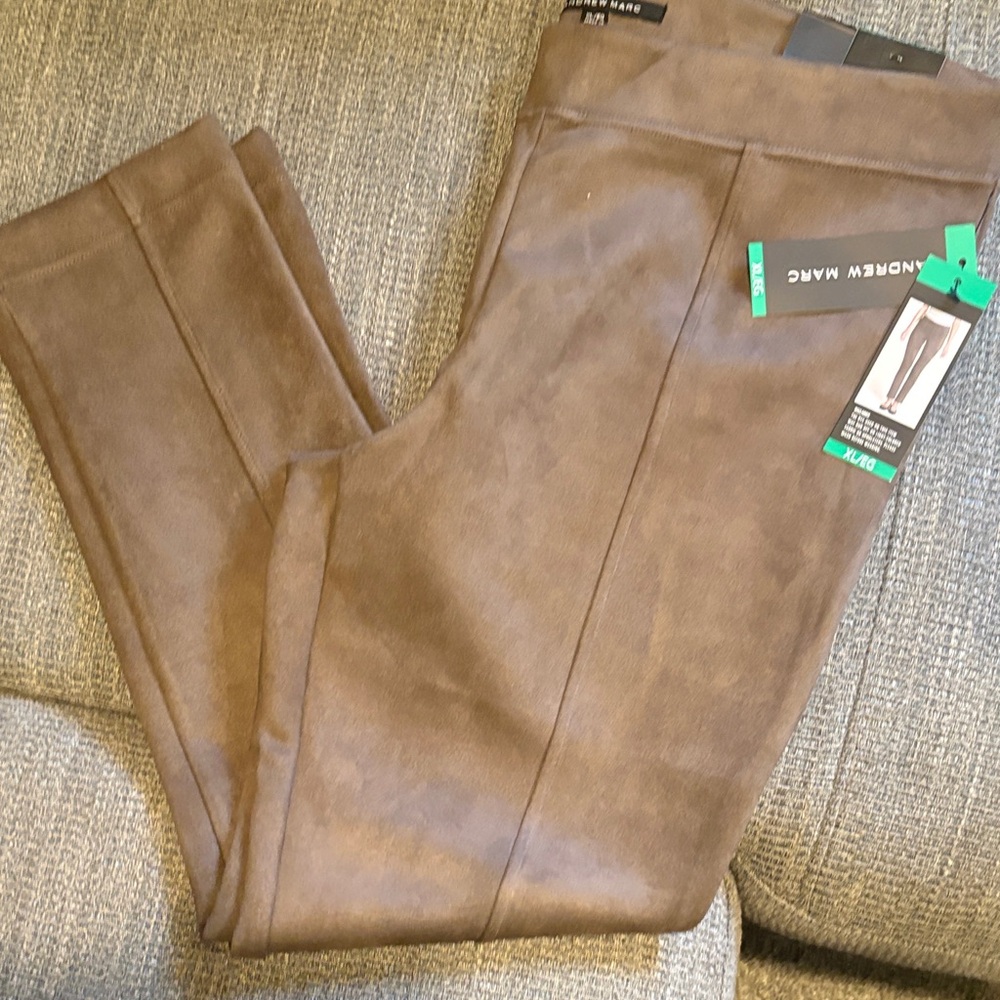 Chic Brown Suede Leggings